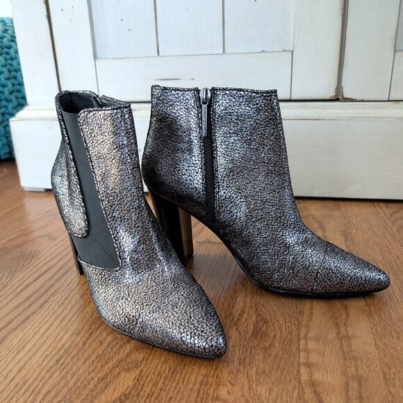 Donald J Pliner Metallic Textured Leather Ankle Boots, Size 7, NWOT - Picture 5 of 7
